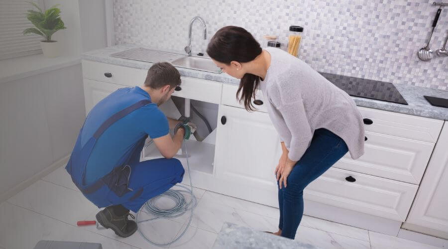 Expert burst pipe repair services in Oak Park, IL